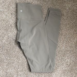 Lululemon grey leggings, Women’s size 6, Tall